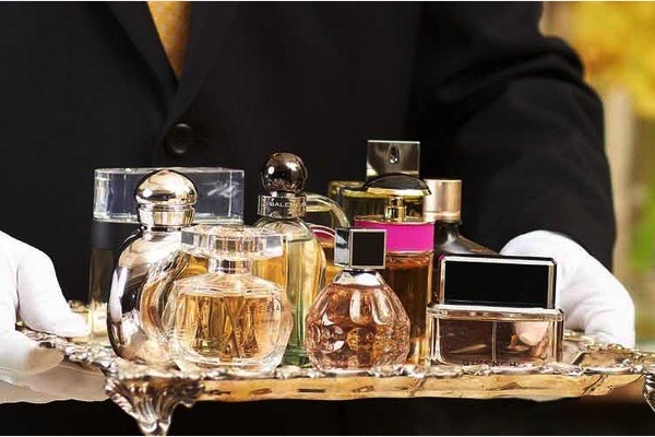 Do like the French and douse yourself with perfume instead of a bath!