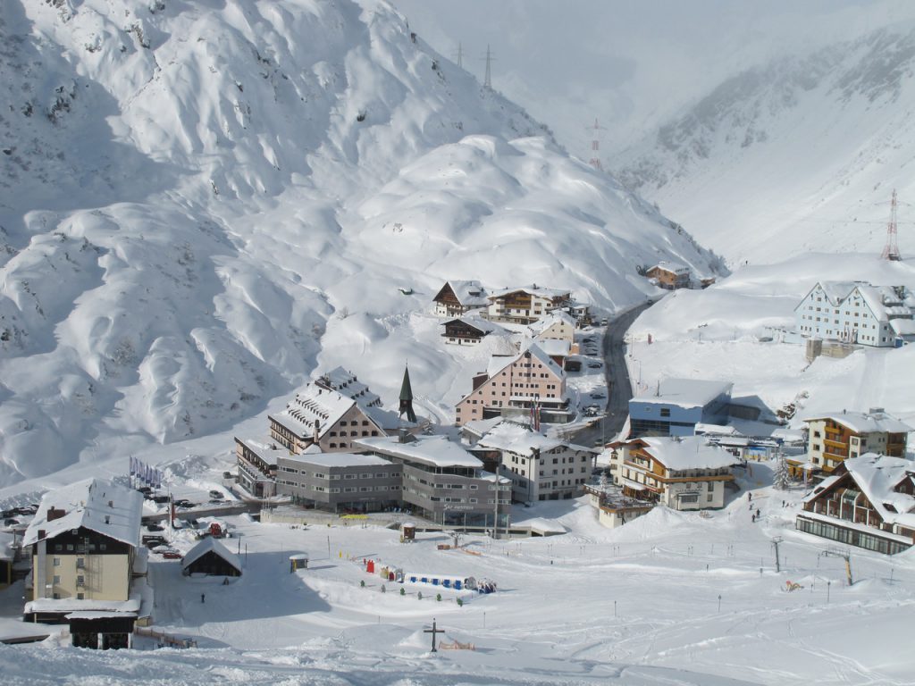 Heaps of untouched powder, just begging to be snowboarded on.