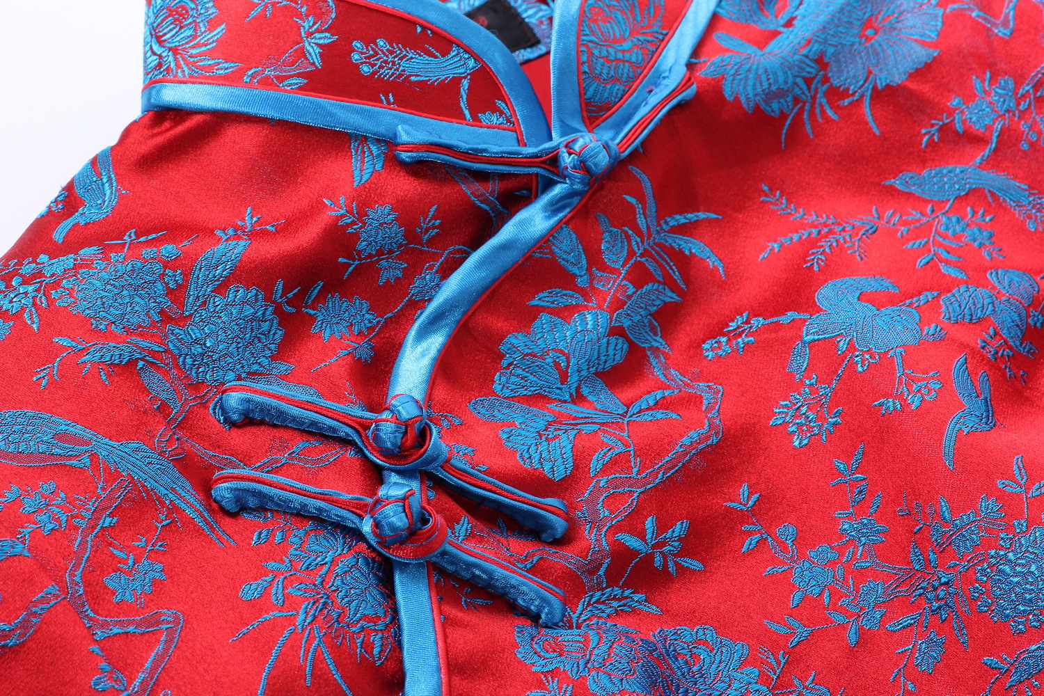 Blue-traditional-floral-pattern-red-silk-brocade-qipao-Chinese-3-quarter-long-sleeves-cheongsam-dress-007
