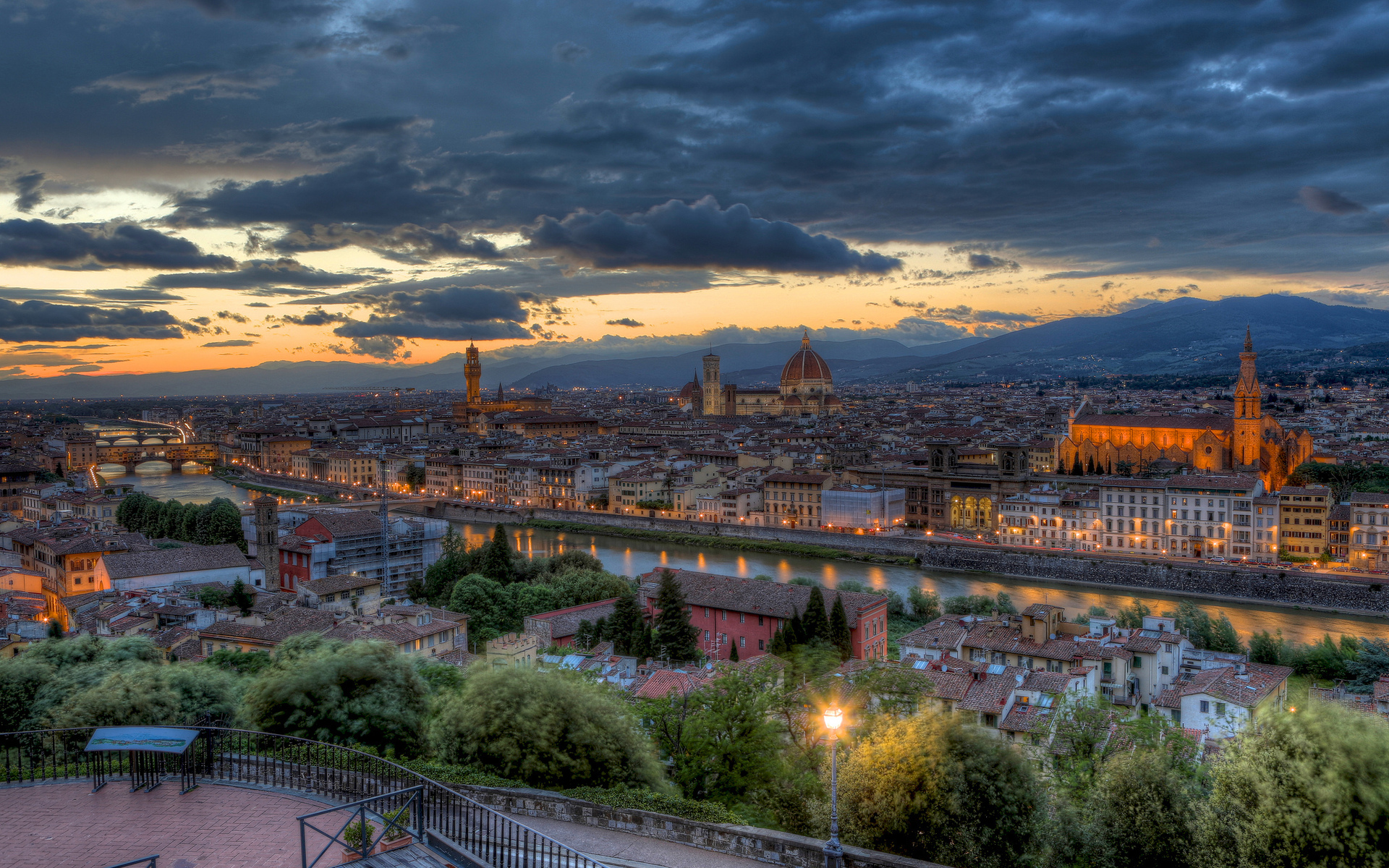 Skyline view of Florence, Tuscany. 