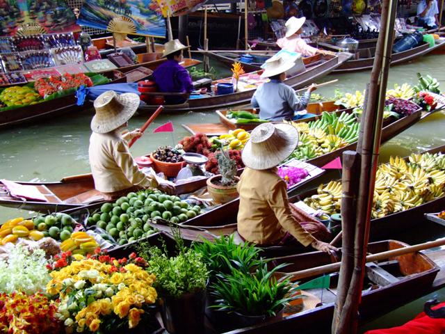 shopping-in-myanmar