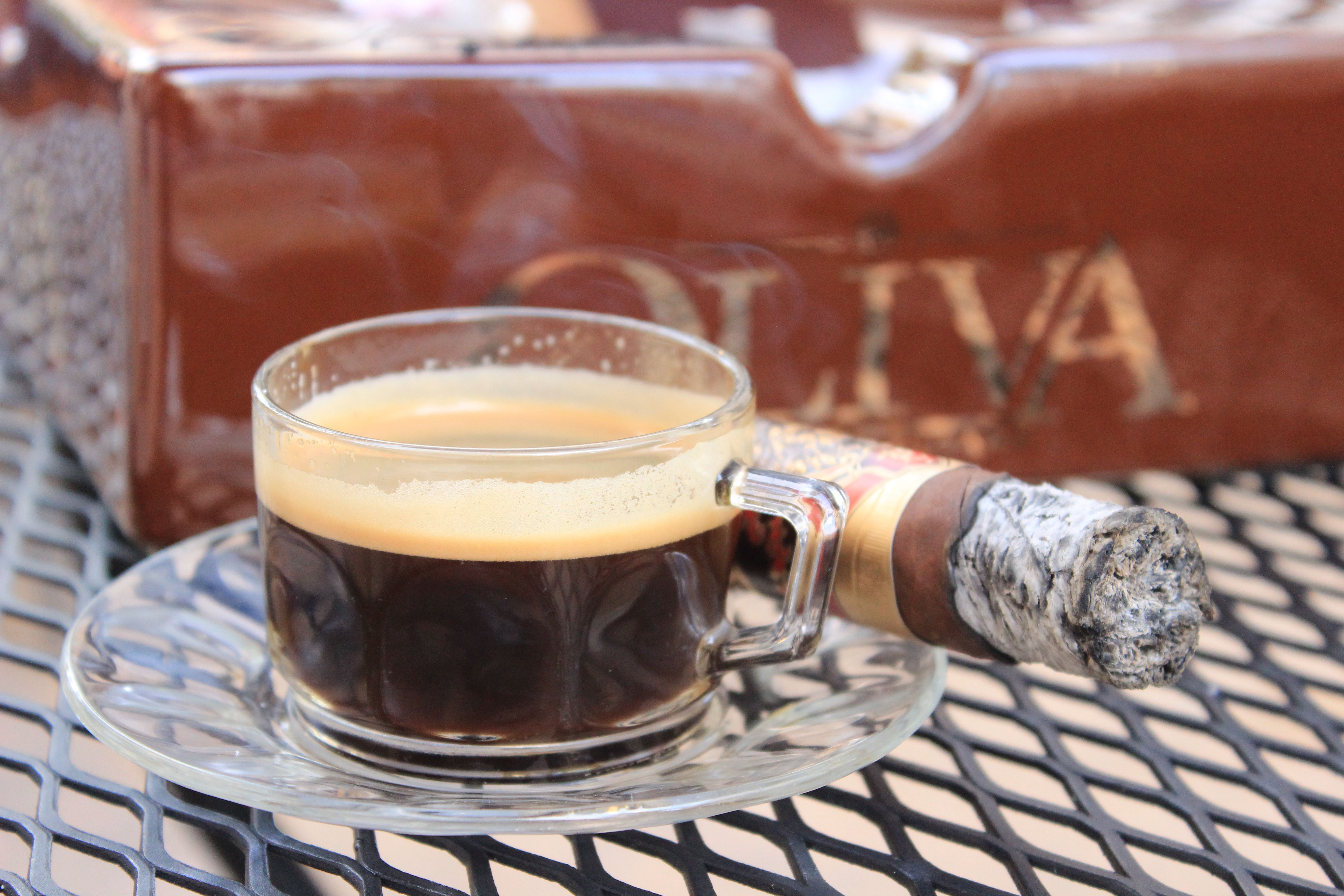 Cuban-coffee-Oliva-cigar-for-web