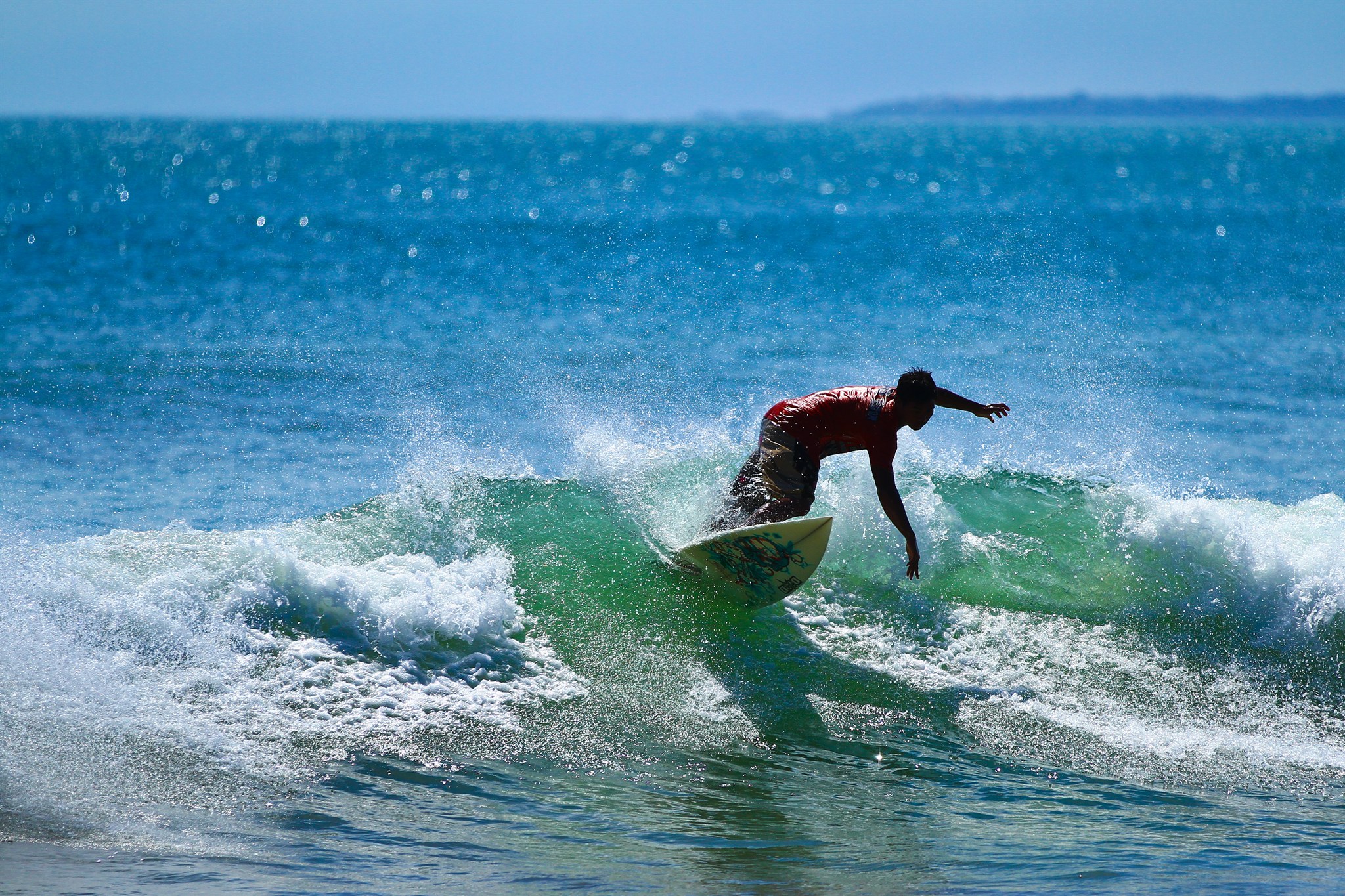 Kuta_Indonesia_Surfer