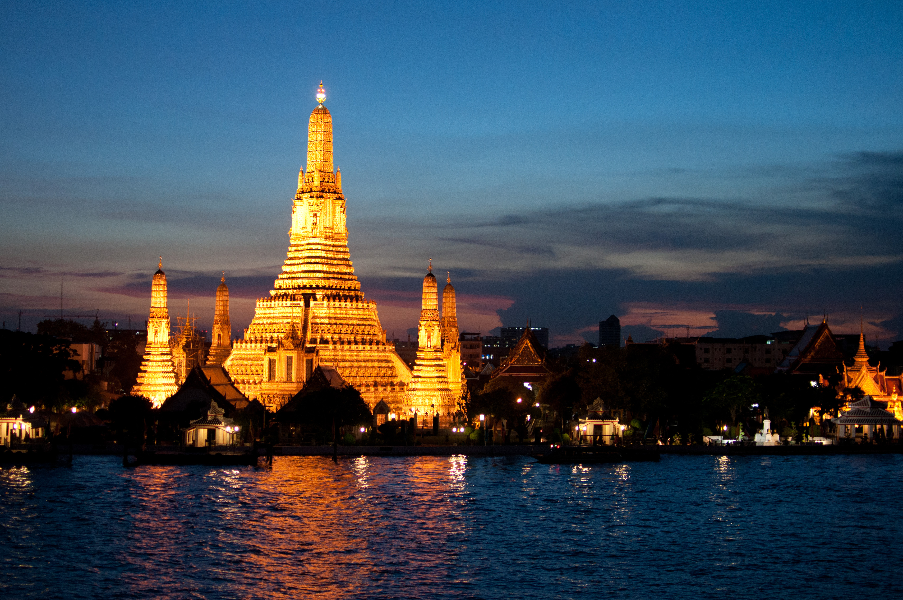 Wat Arun at Dusk