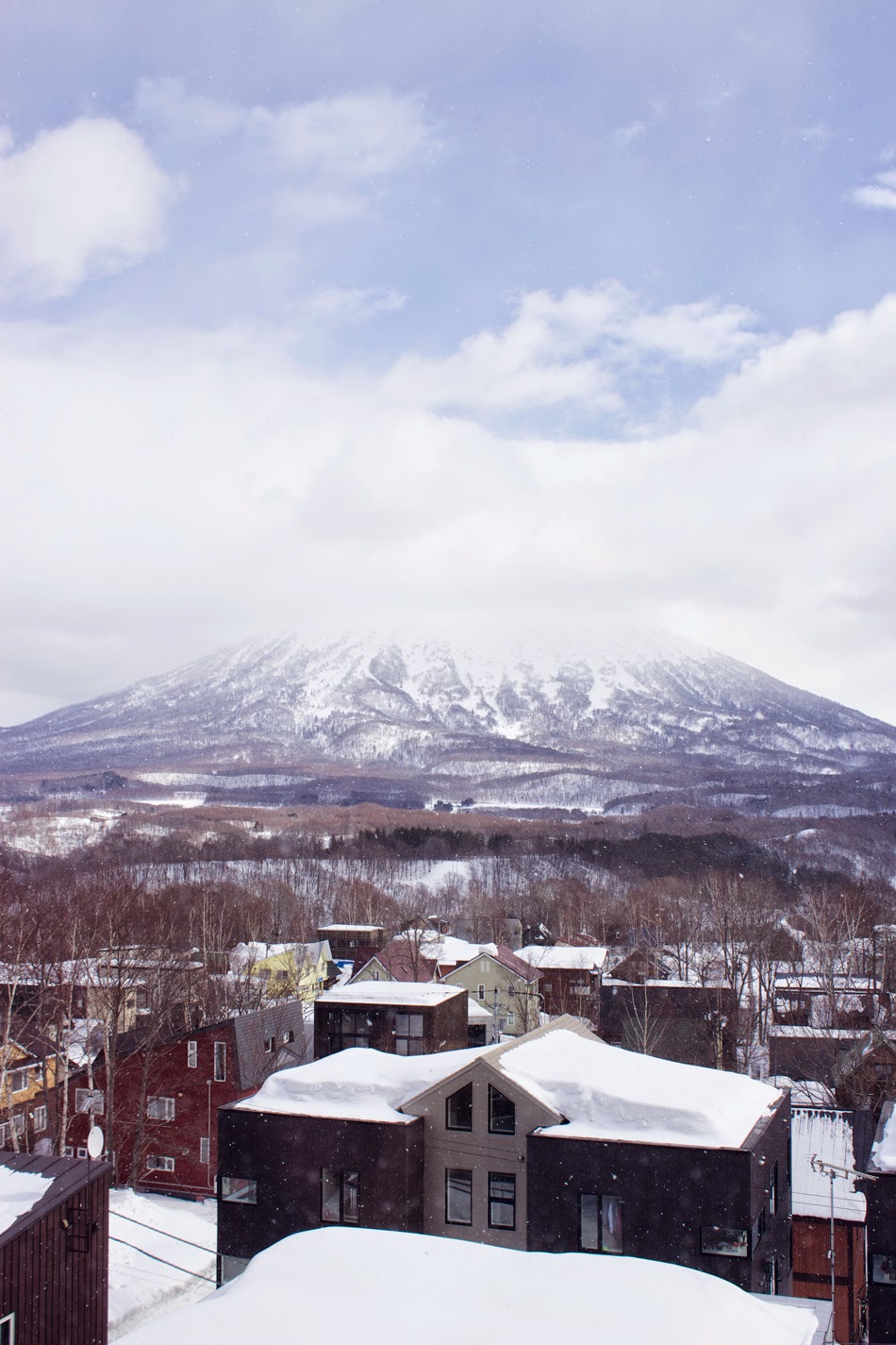 the-luxe-nomad_terrazze-niseko_luxury-ski-chalet_1