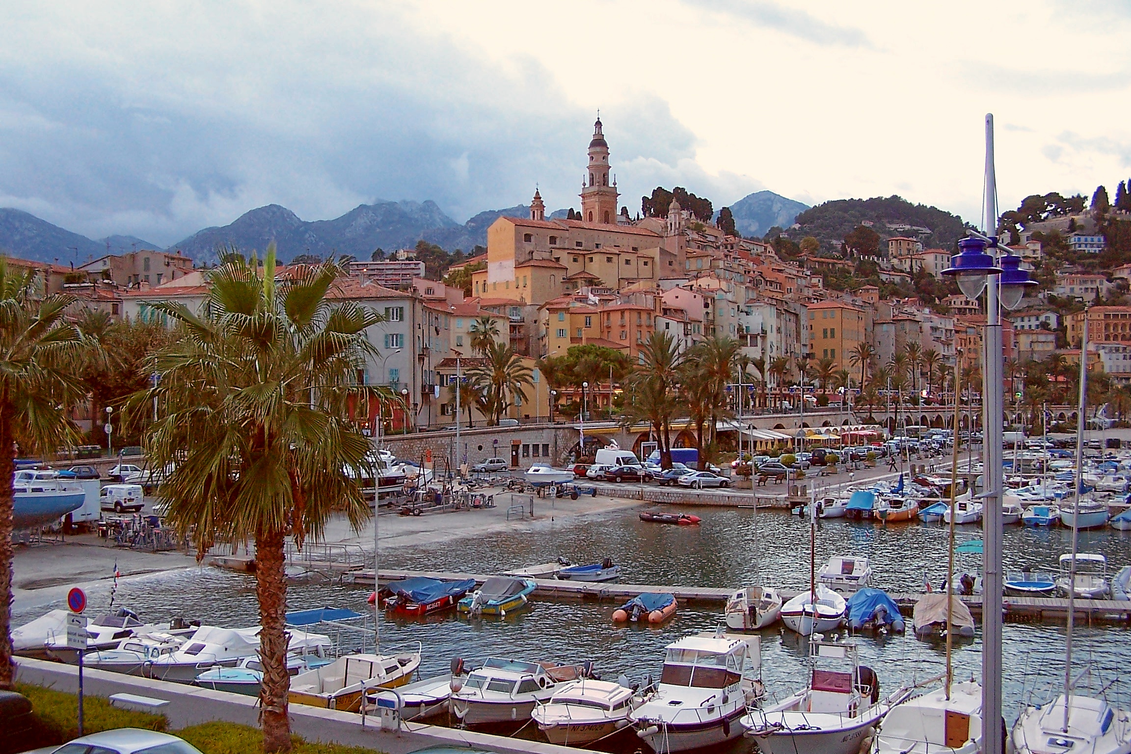 Menton_Old_Town_and_Harbour