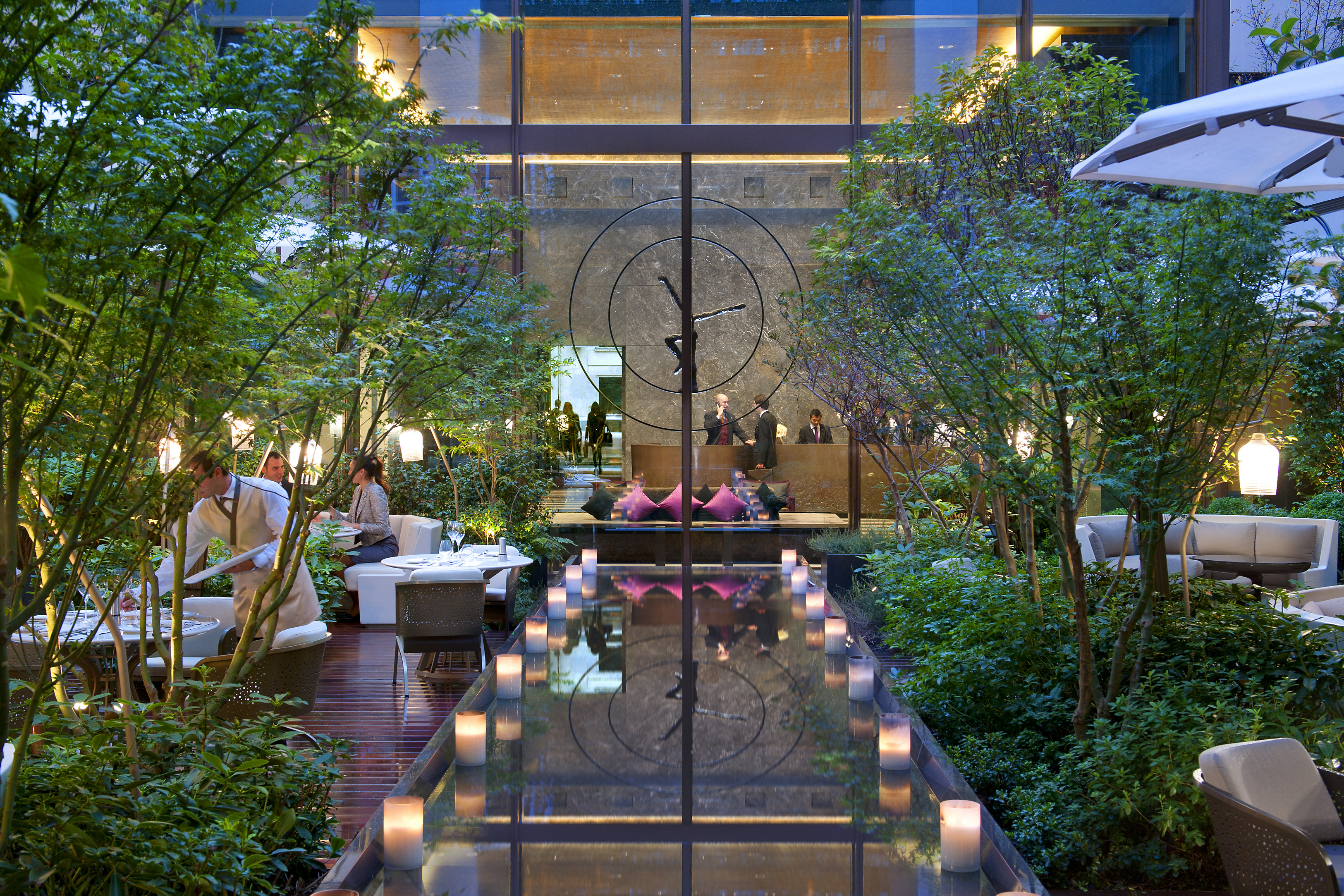 paris-lobby-garden-evening