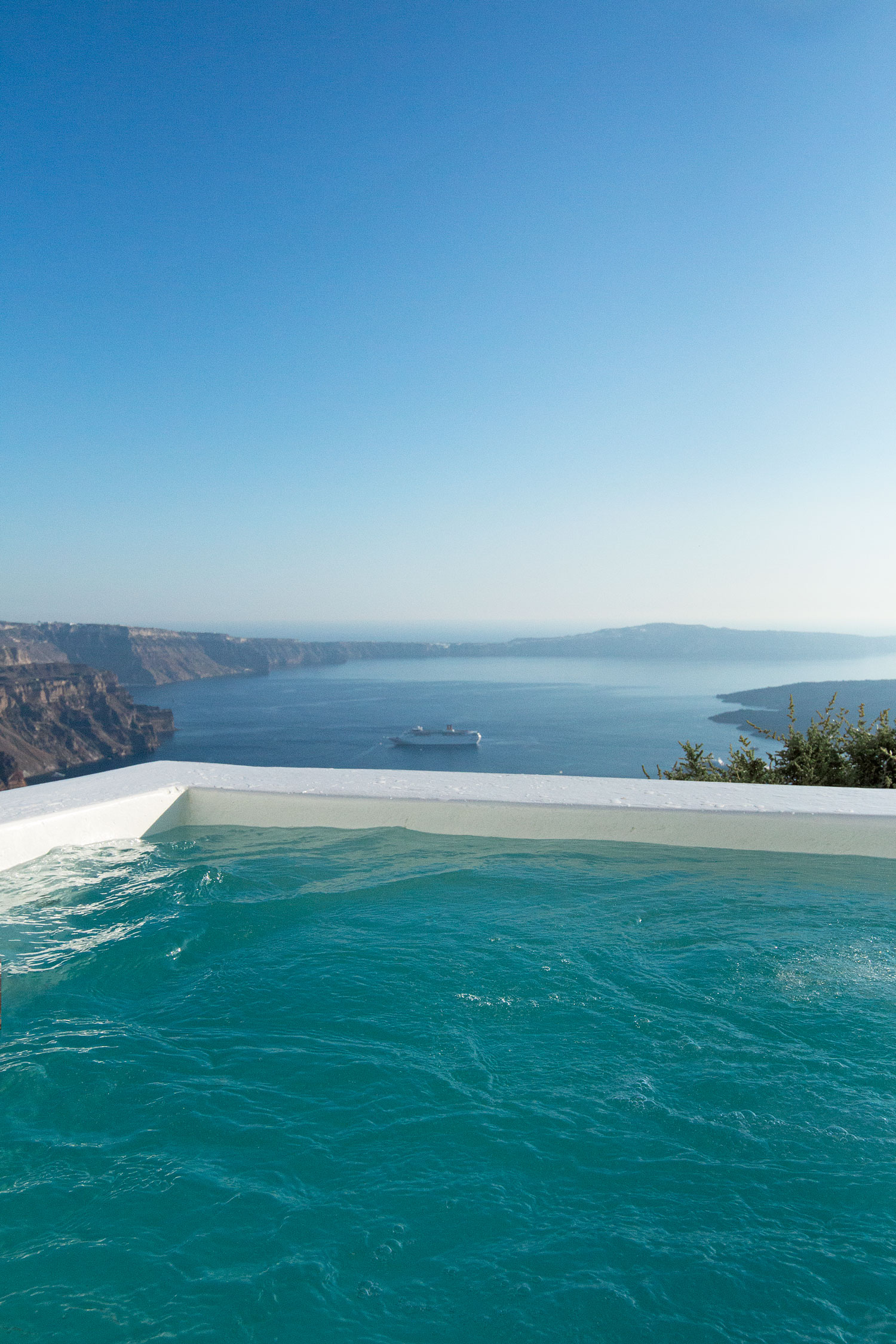 Plunge-Pool-Portrait