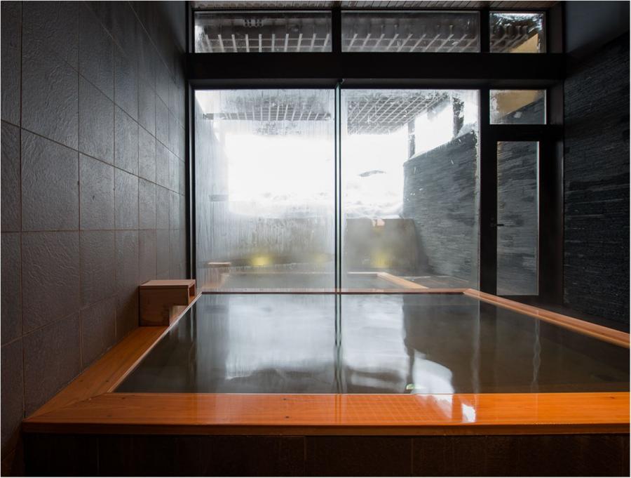 Public-Onsen-3-Web