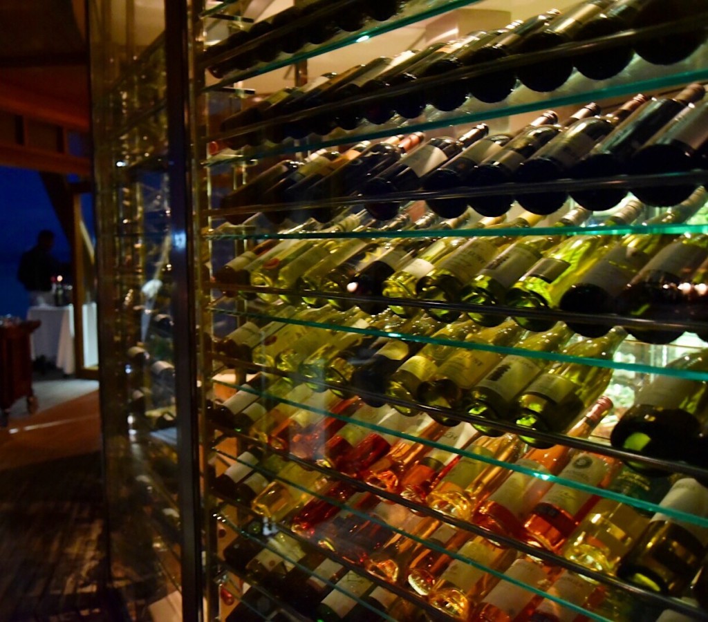 Baros_Maldives_Luxury_Resort_Paradise_dinner_wine_cellar-1024x900