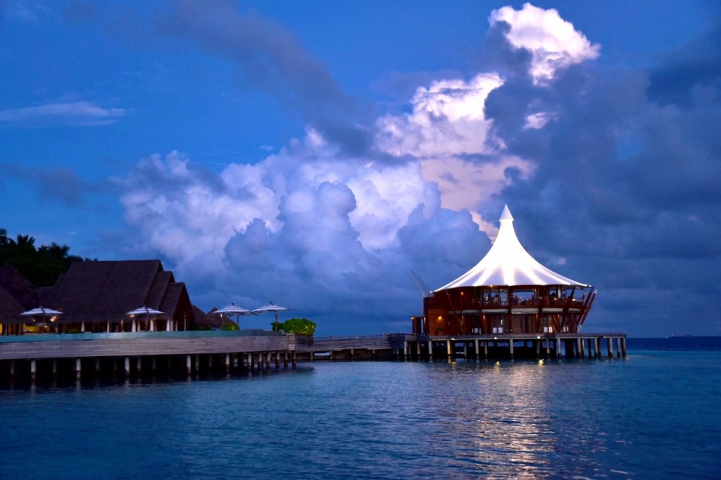 Baros_Maldives_Luxury_Resort_Paradise_lighthouse1-1024x682