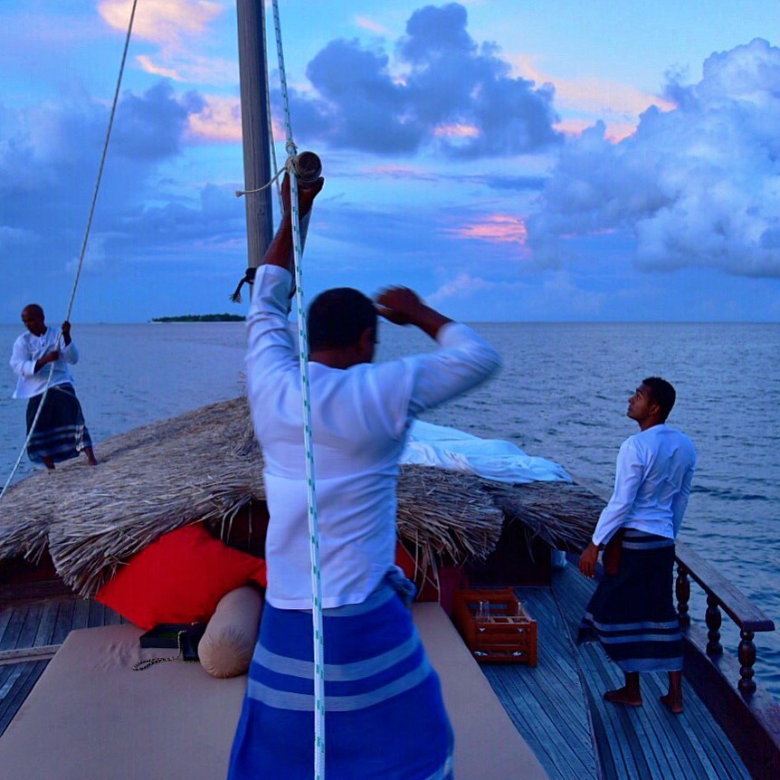 Baros_Maldives_Luxury_Resort_Paradise_sunset_dhoni_cruise