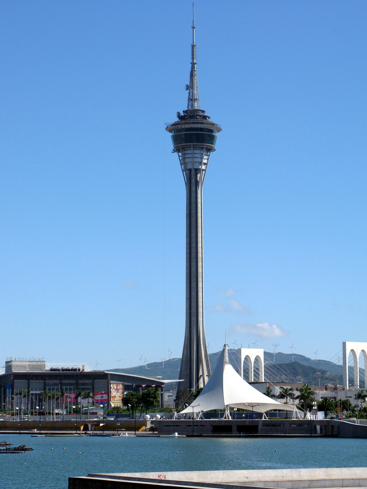 Macau_Tower_2009