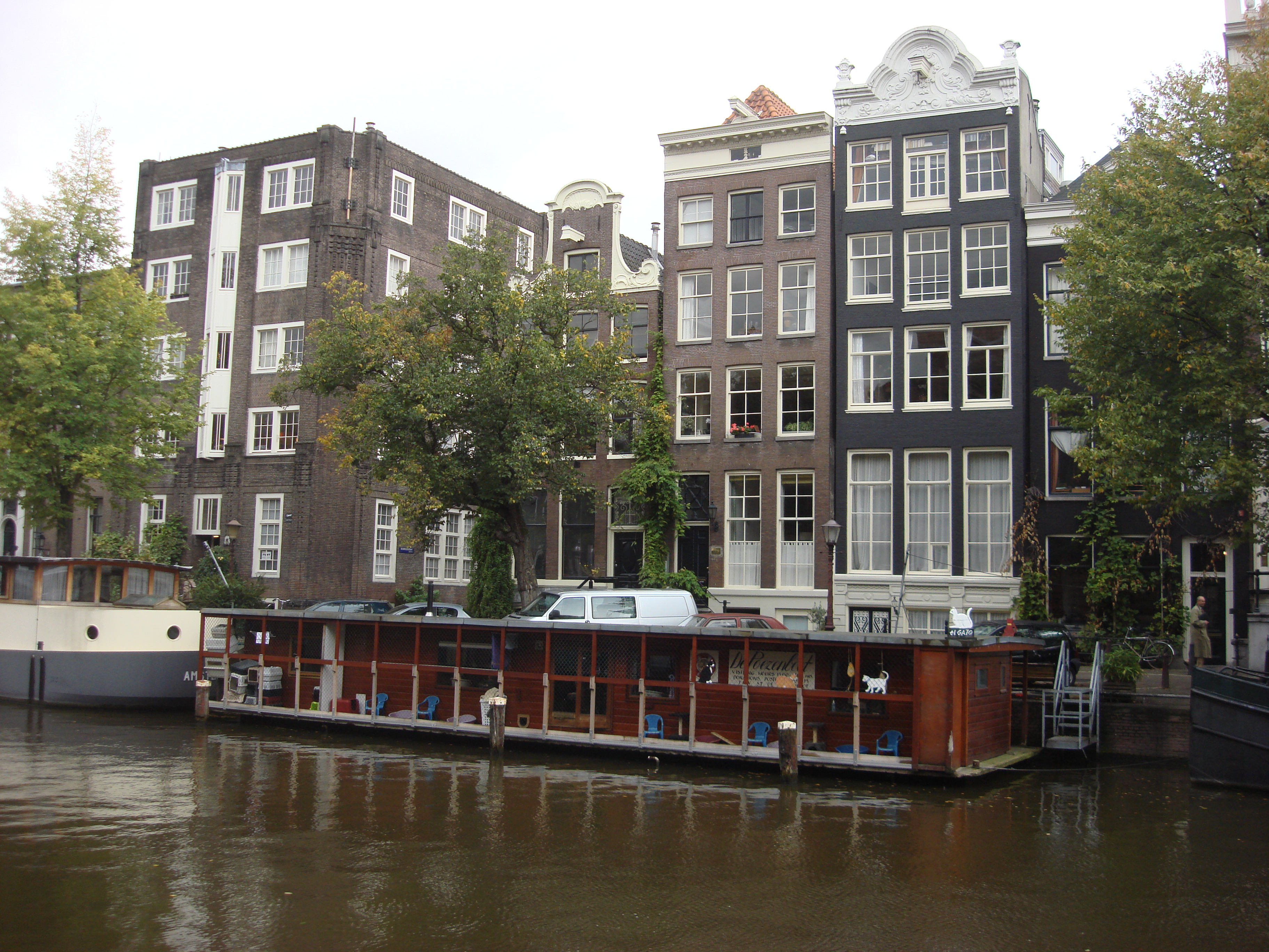 Poezenboot_Amsterdam_2