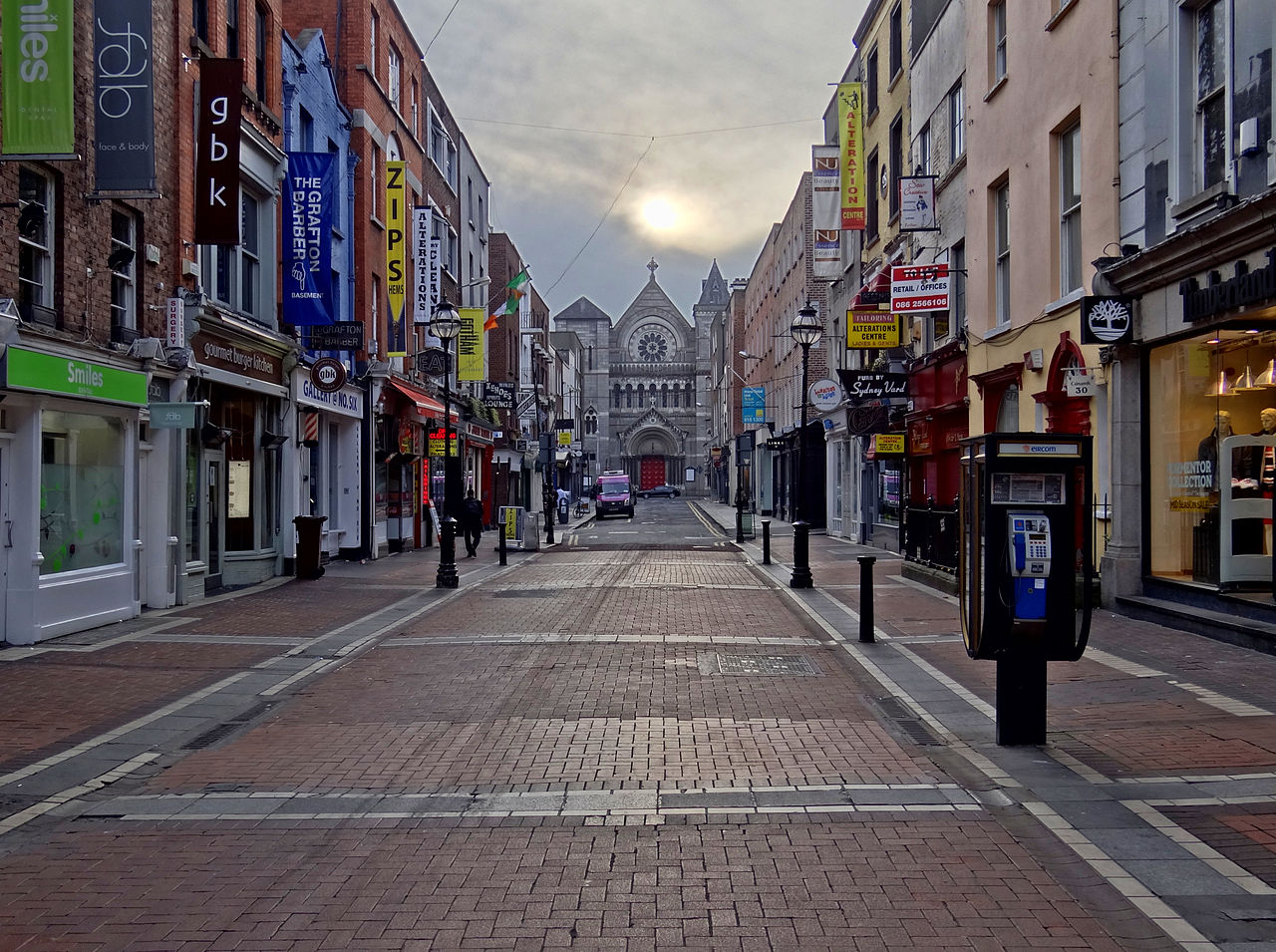 1280px-St-Anns-Church-Dublin-Morning-2012