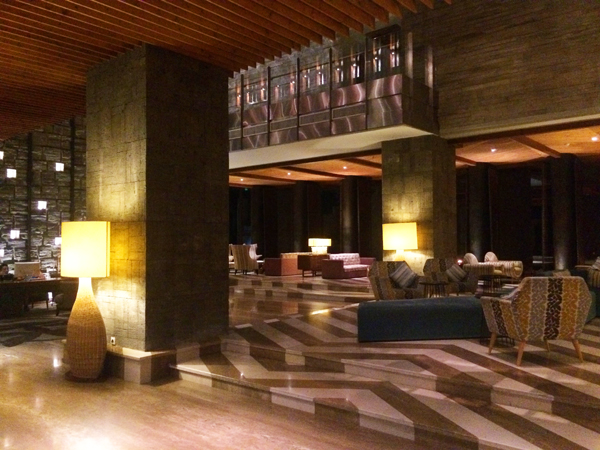 lobby3