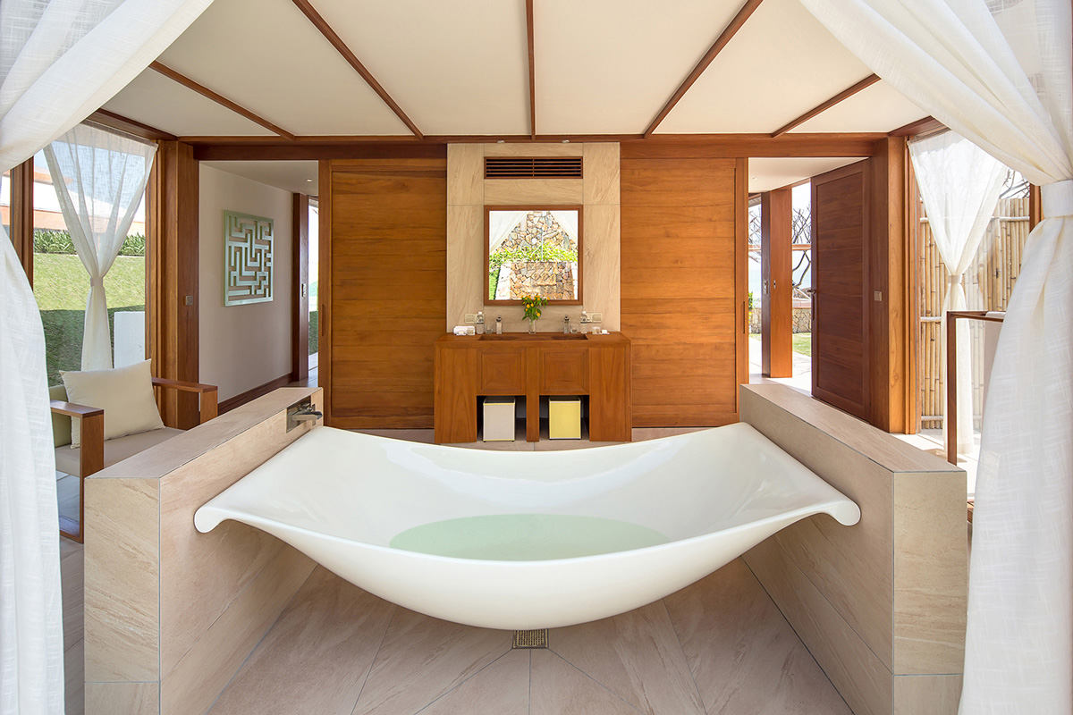 FRNT-Dbl-Pool-Villa-Main-Bathroom-1-lr