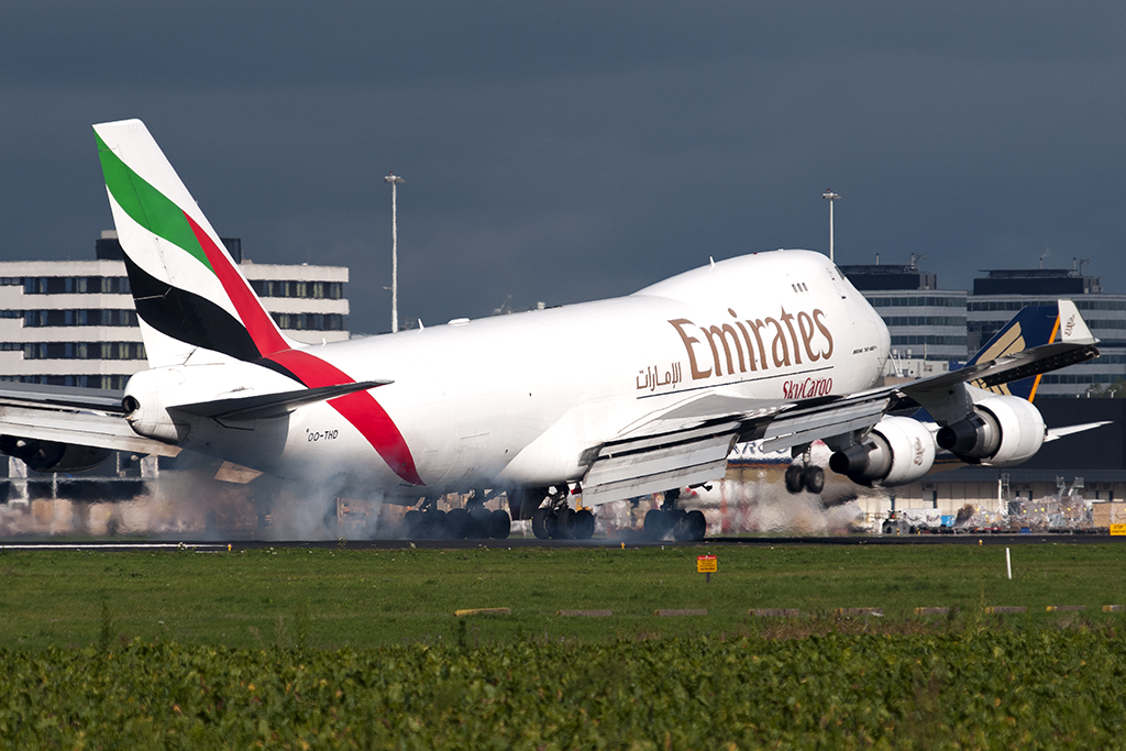 OO-THD_Emirates_cargo_(8142387751)