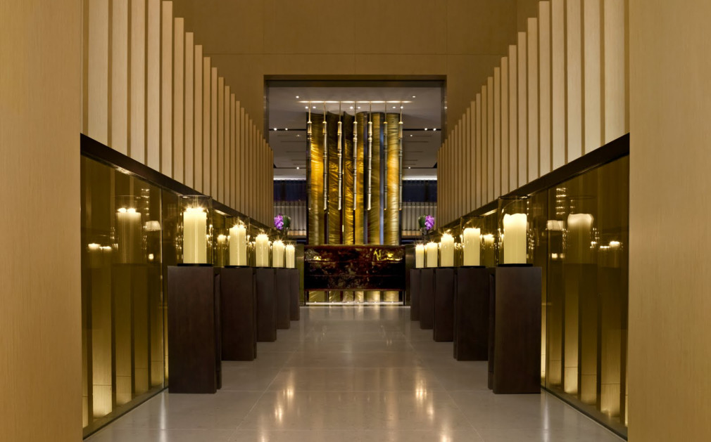 151793-the-upper-house-hong-kong-lobby