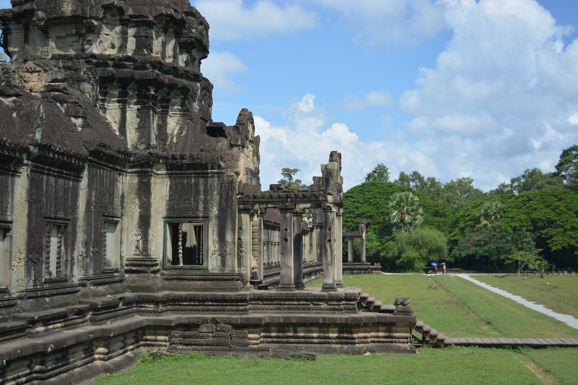 angkor-wat-1528182_1920