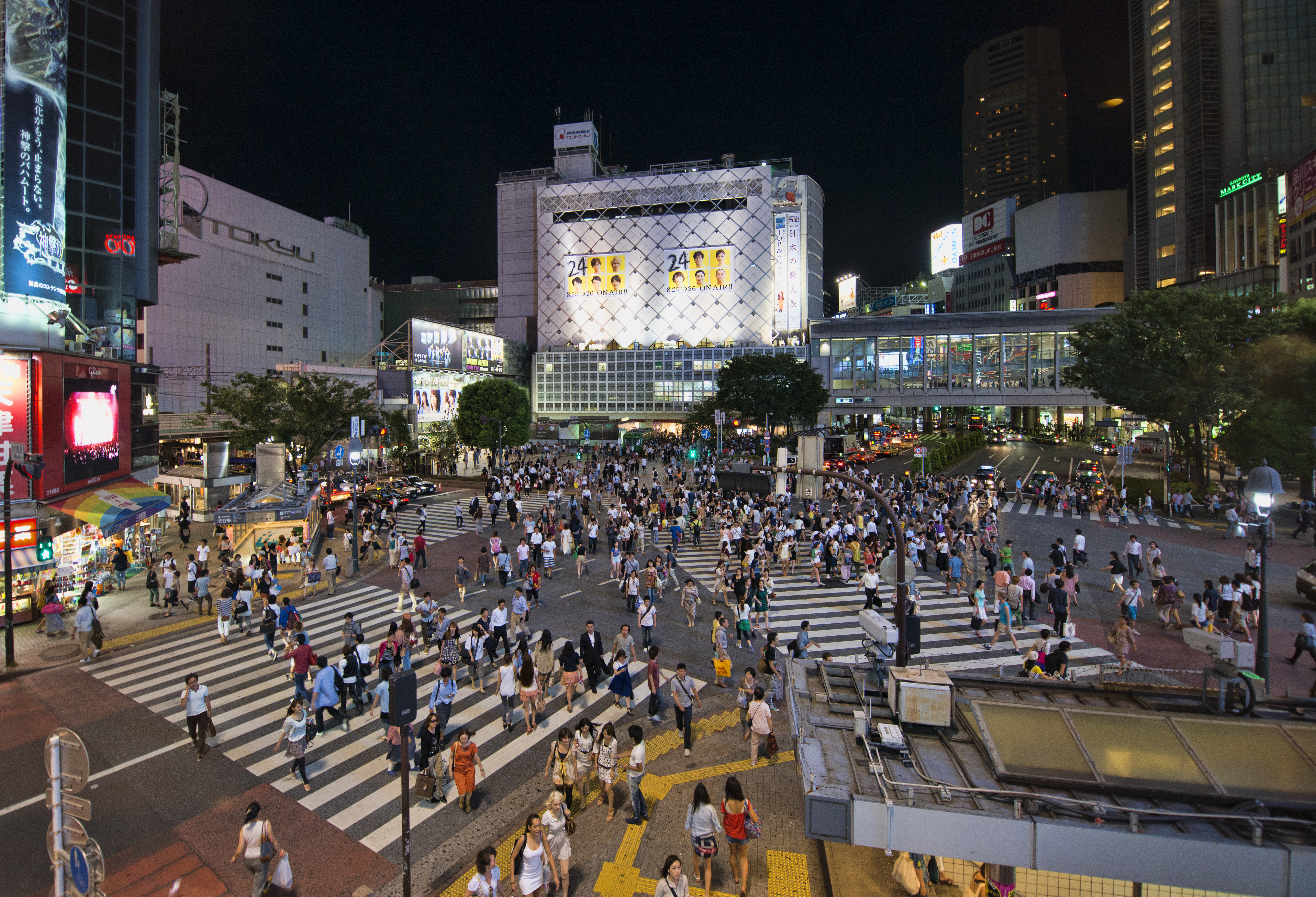 1_shibuya_crossing_2012