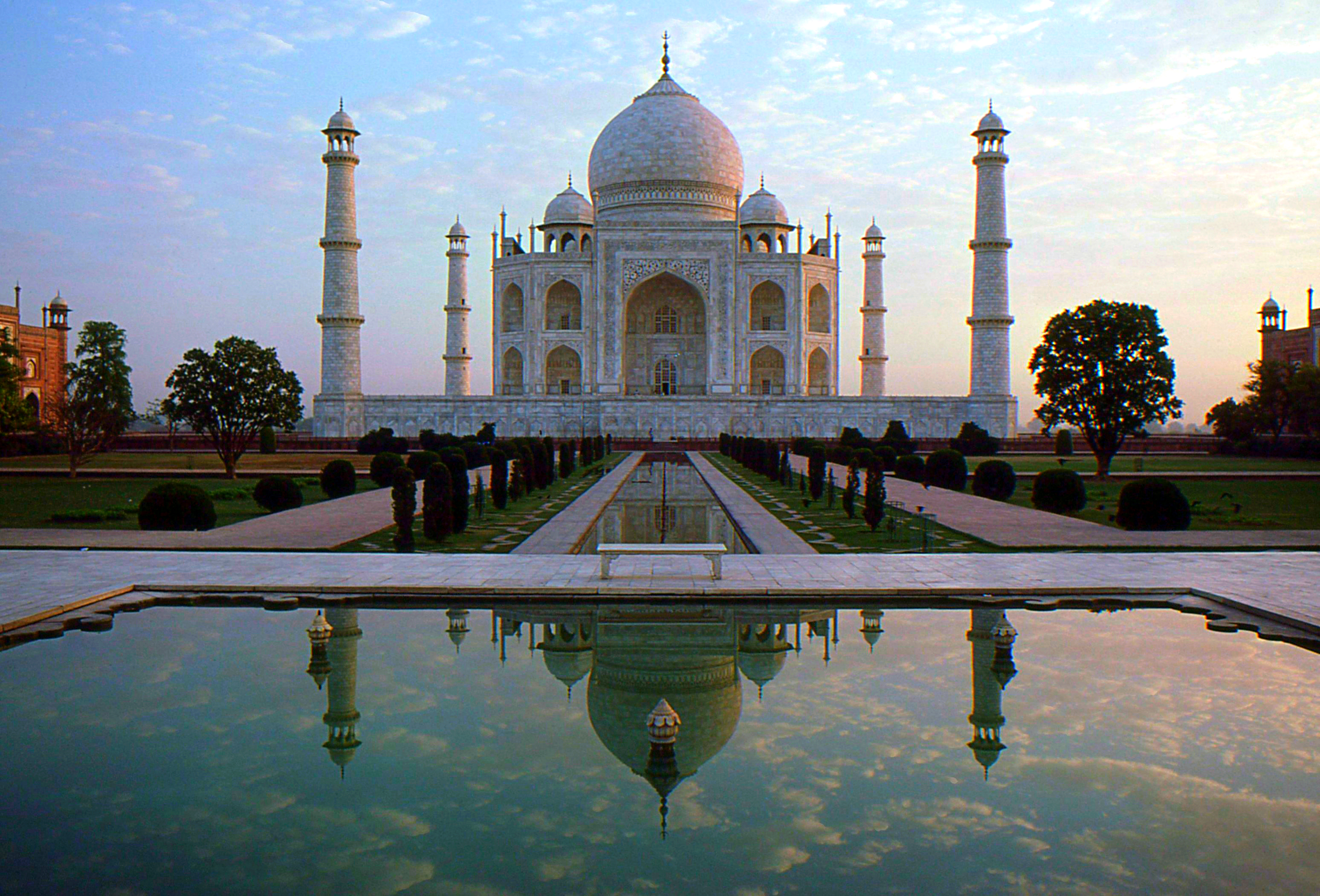 dawn_taj_mahal