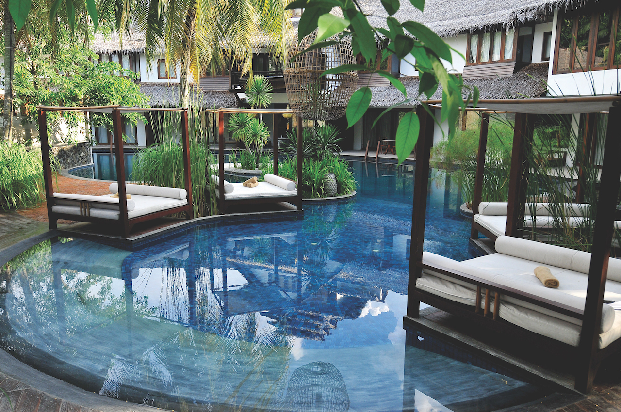 villa-samadhi-kl-swimming-pool