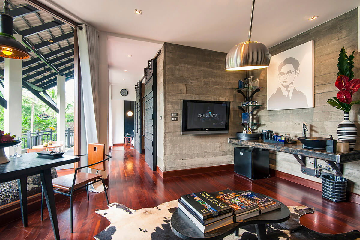 tuxedo-living-room